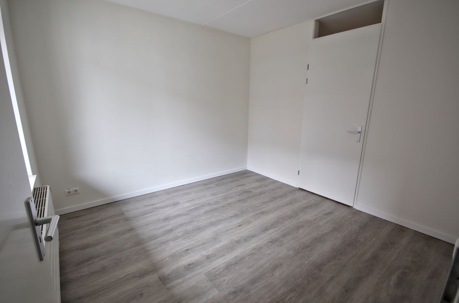 Beekstraat 77 10