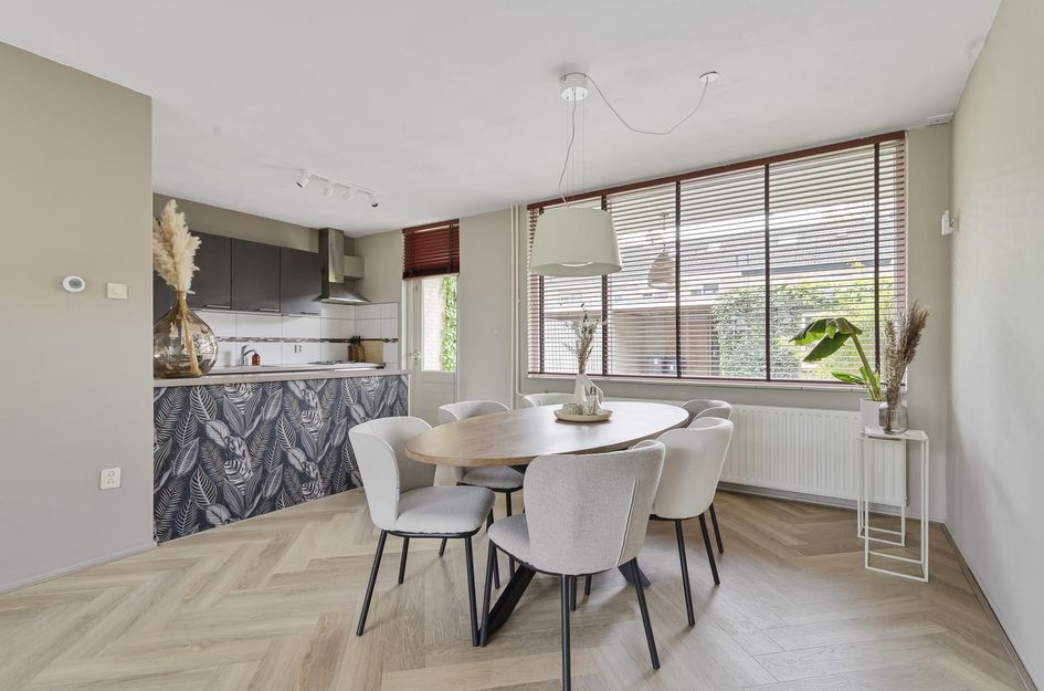 Nassaustraat 12