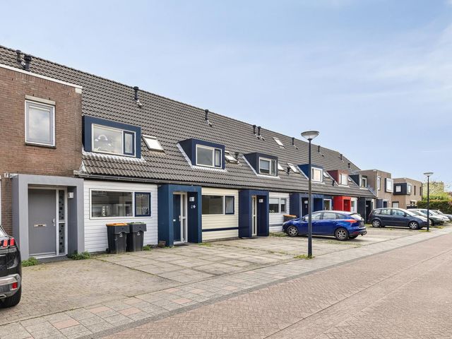 Henriette Augusta Haak- van Eektuin 7, Heerhugowaard
