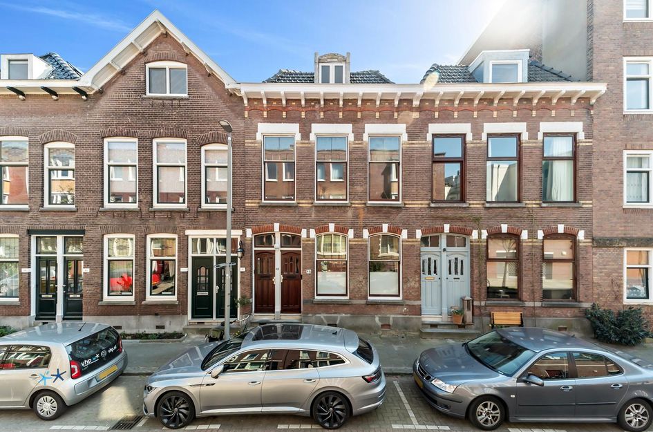 Zestienhovenstraat 48A