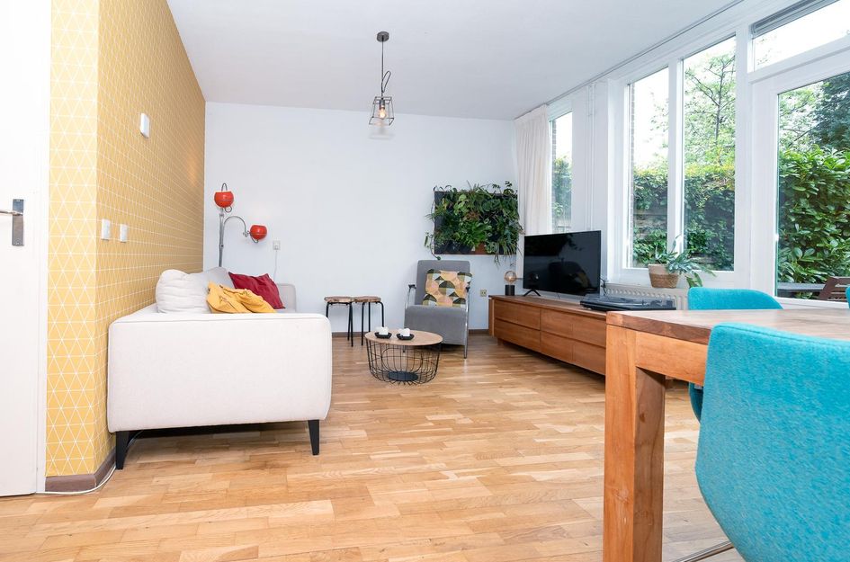 Warmoesstraat 48