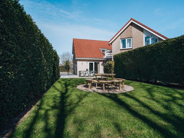 Noordzeepark-Mosselbank 81, Ouddorp