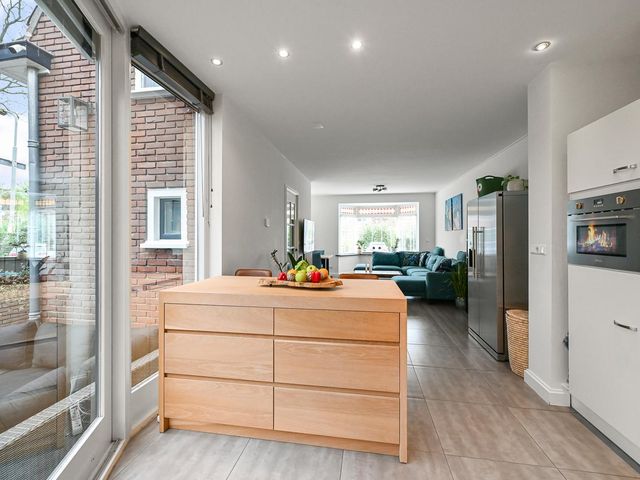 Seramstraat 1, Wormerveer