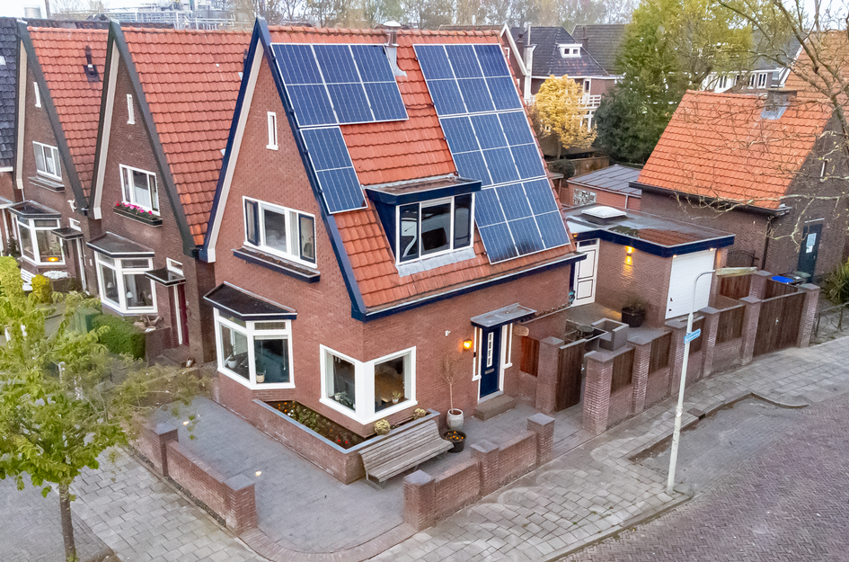 Seramstraat 1