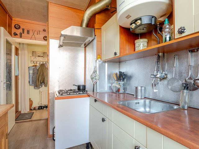 Tholenstraat 104, Rotterdam