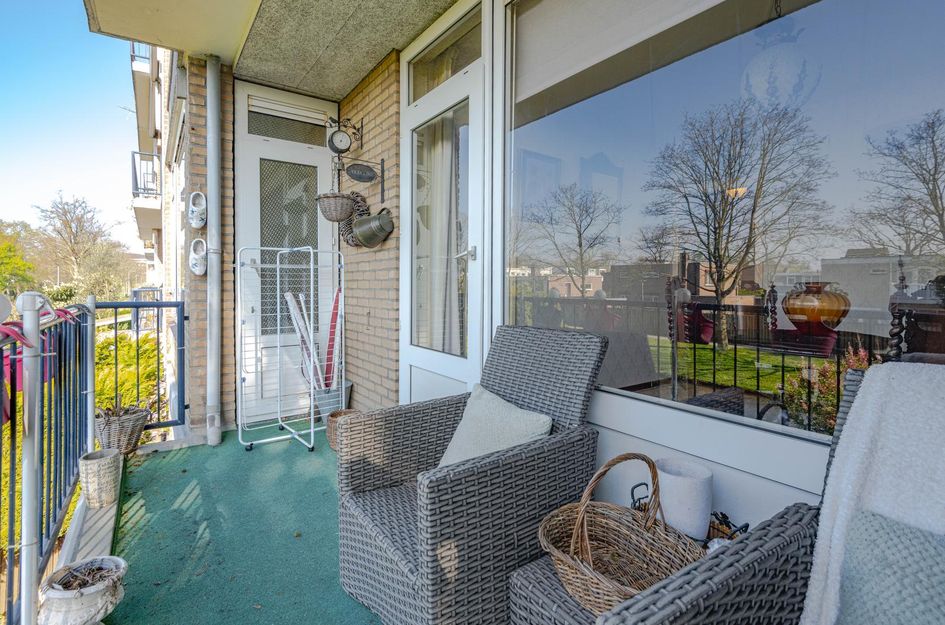 Tholenstraat 104