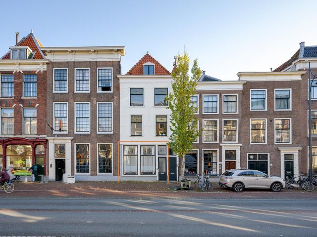Hooigracht 37, Leiden