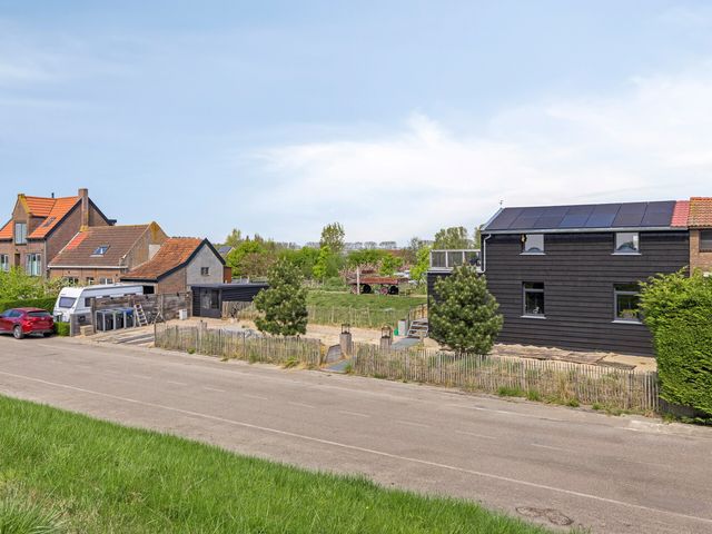 Battenoord 2, Nieuwe-Tonge