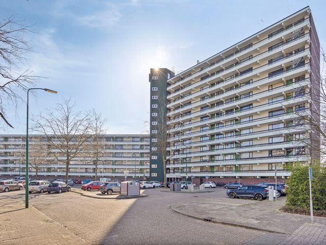 Zuiderkruis 100, Veenendaal