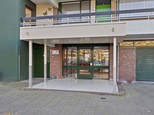 Zuiderkruis 100, Veenendaal