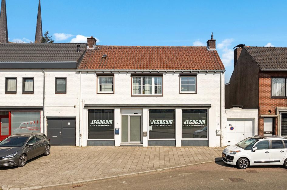 Veestraat 22