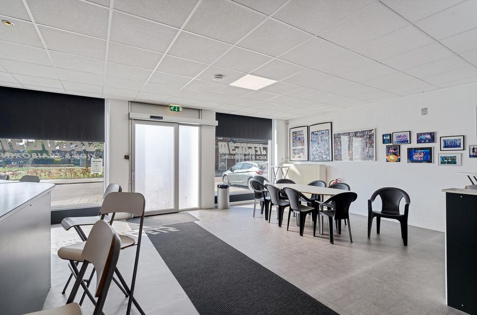Veestraat 22