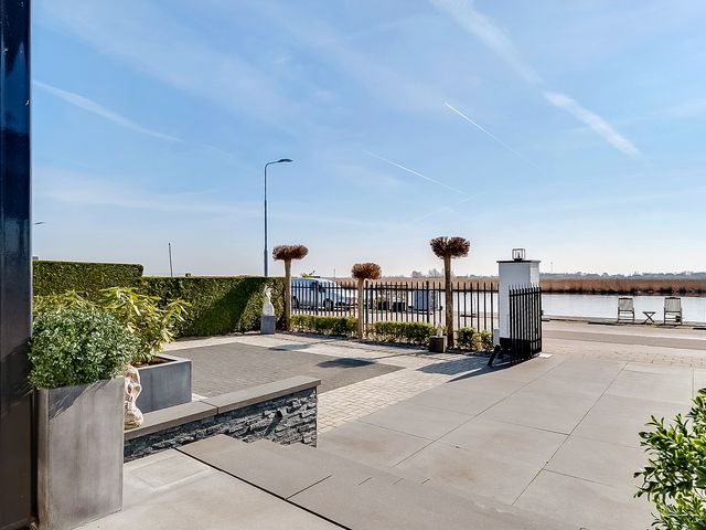 Leimuiderdijk 356, Leimuiderbrug