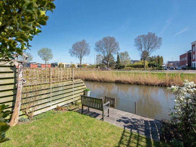 Marineblauw 95, Zoetermeer