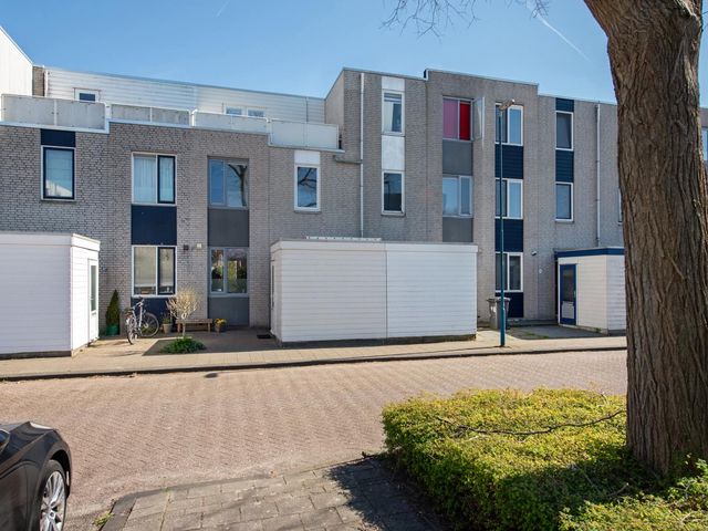 Marineblauw 95, Zoetermeer