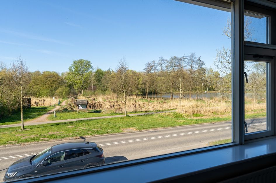 Parallelweg 27
