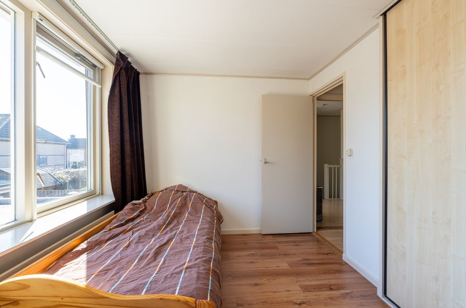 Parallelweg 27