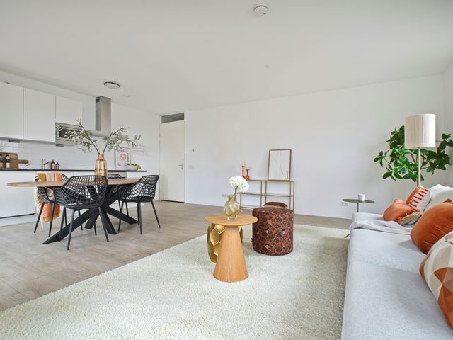 Eva Besnyöstraat 67, Amsterdam
