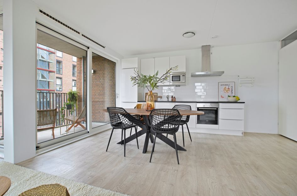Eva Besnyöstraat 67