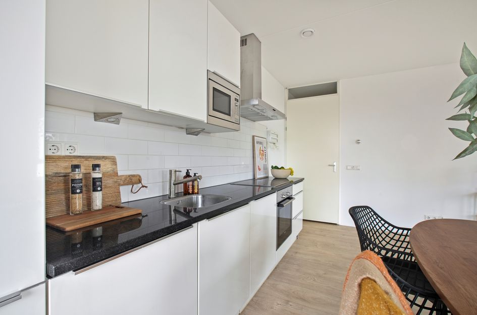Eva Besnyöstraat 67