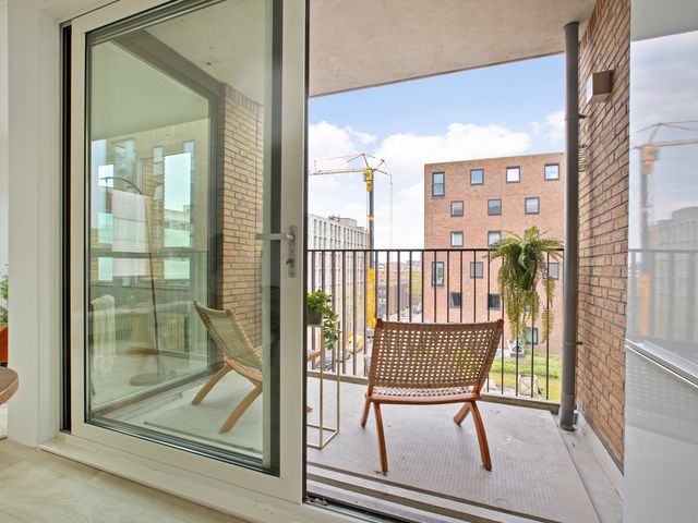 Eva Besnyöstraat 67, Amsterdam