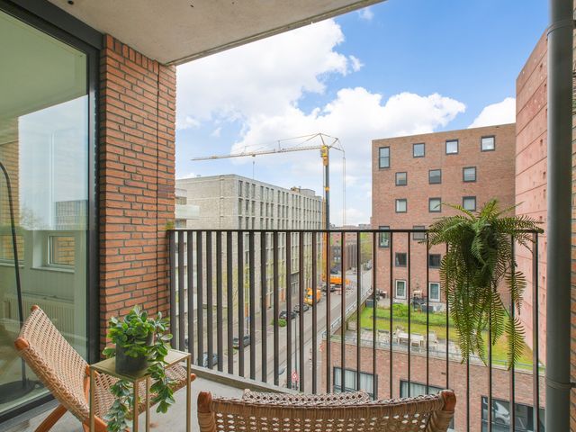 Eva Besnyöstraat 67, Amsterdam