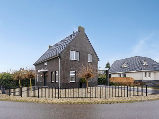 Nellenweg 11, Venlo