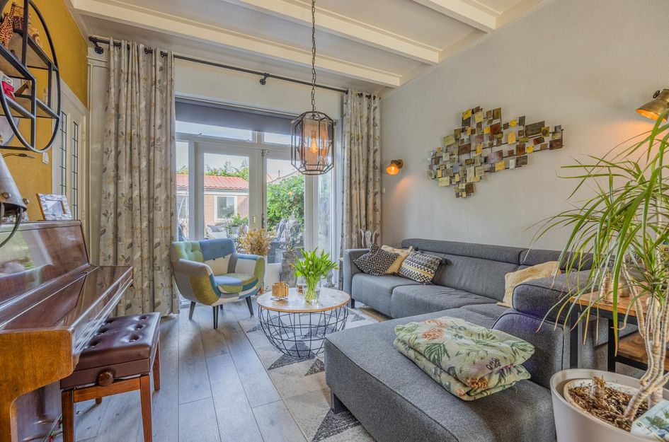 Emmastraat 11