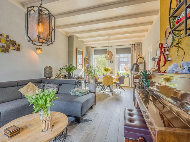 Emmastraat 11, Oud-Beijerland