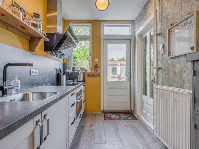 Emmastraat 11, Oud-Beijerland