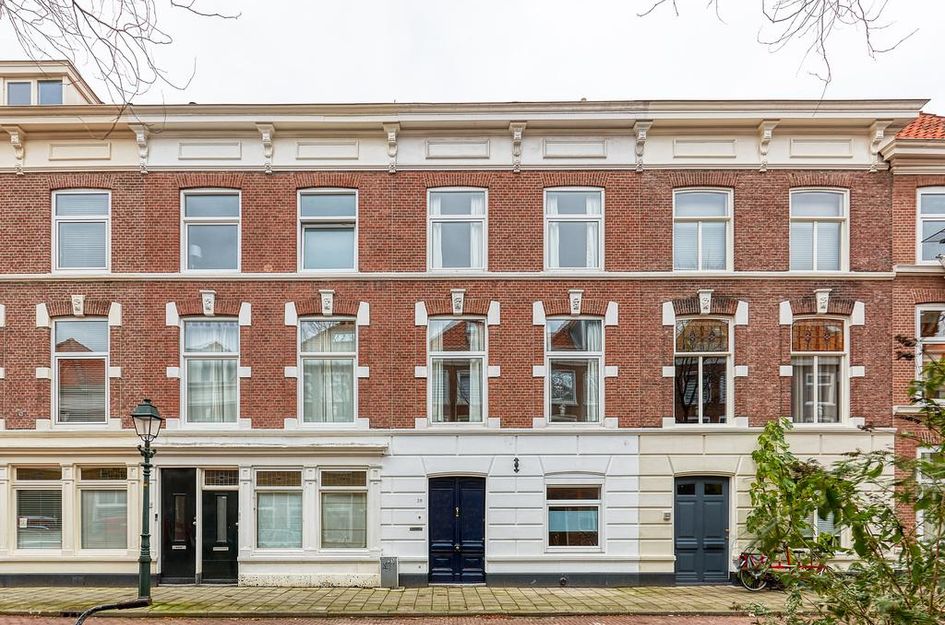 Helmersstraat 20