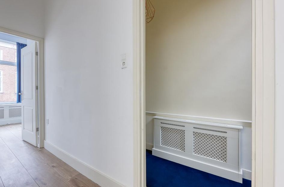 Helmersstraat 20