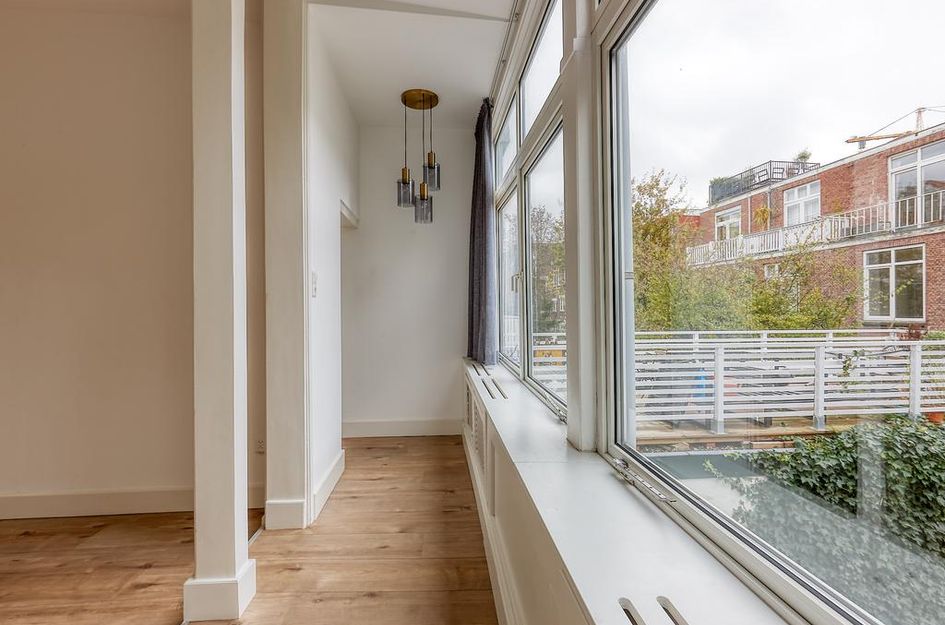 Helmersstraat 20