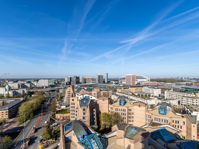 Bijlmerplein 858K2, Amsterdam
