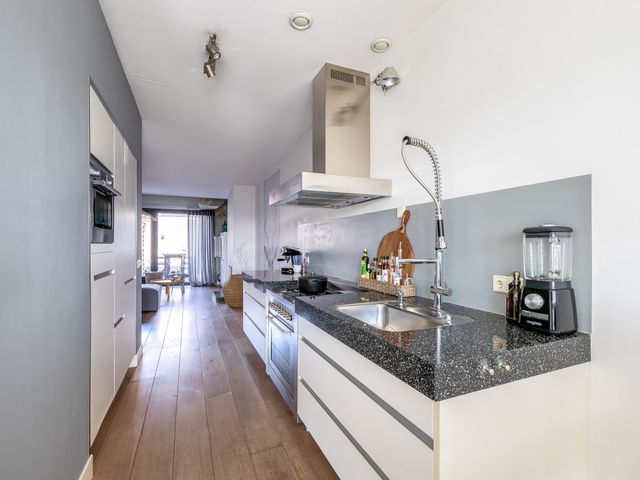 Tirionstraat 1, Zevenhuizen
