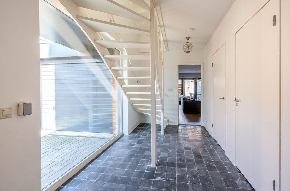Tirionstraat 1