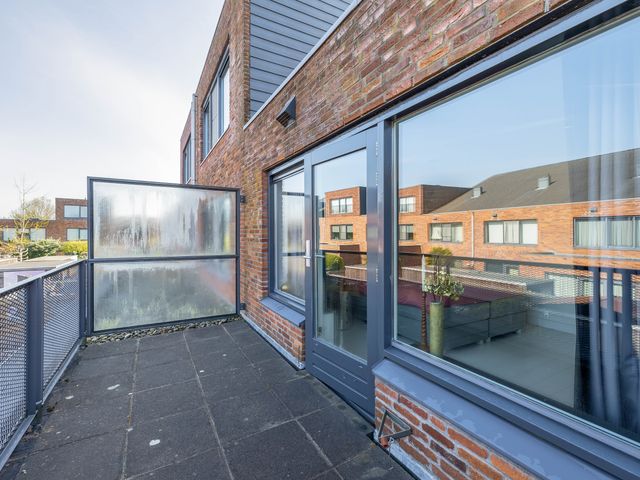 Tirionstraat 1, Zevenhuizen