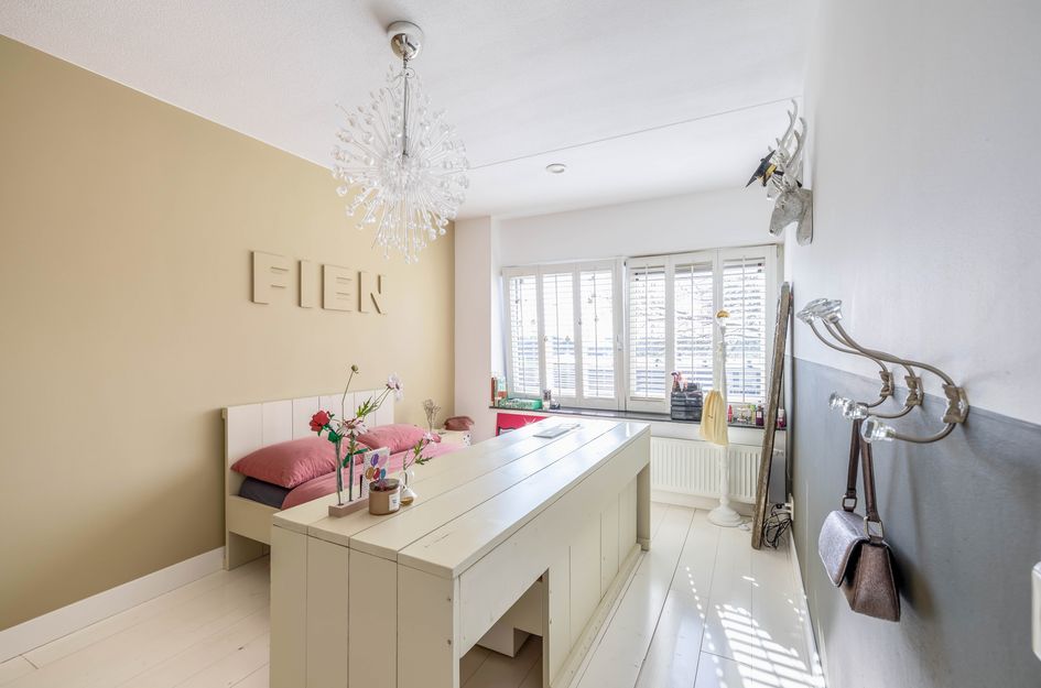 Tirionstraat 1