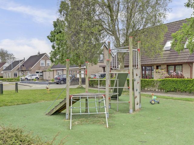 Leeuwenburg 19, Oosterland
