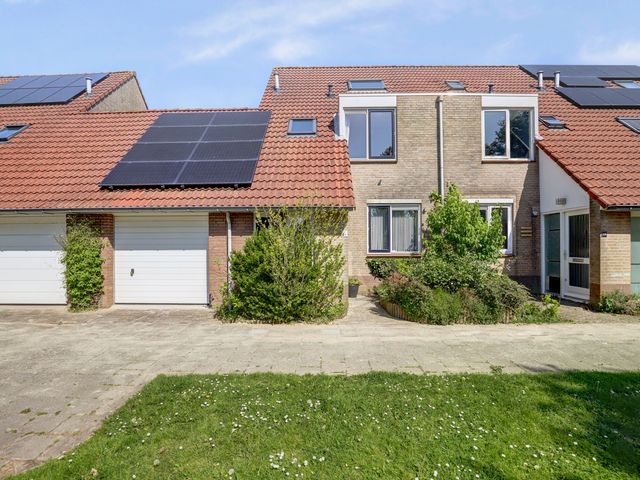 't Hoogt 37, Strijen