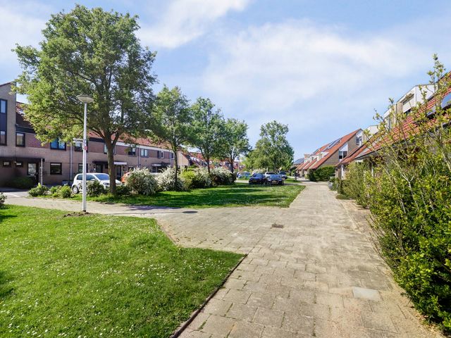 't Hoogt 37, Strijen