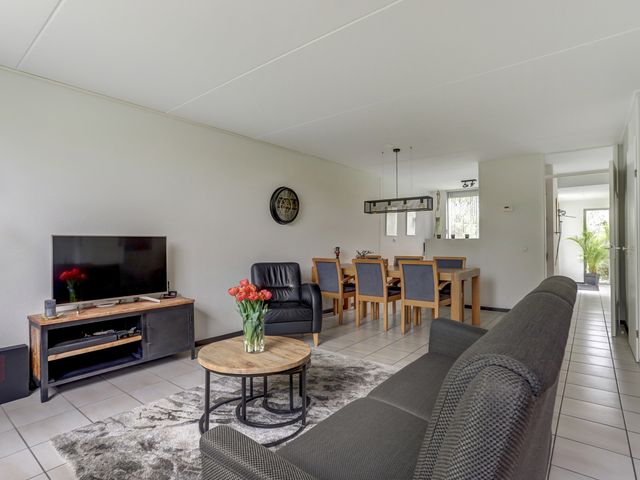 't Hoogt 37, Strijen