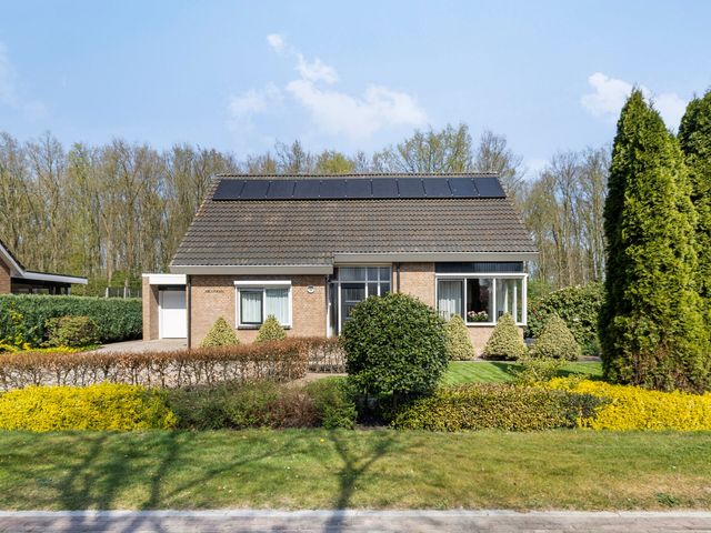 Korhoenlaan 30, Weiteveen