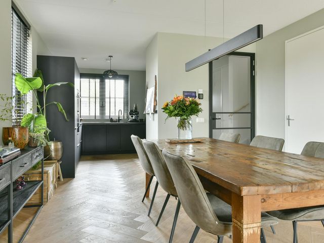 Laan van Tudor 271, Hoofddorp