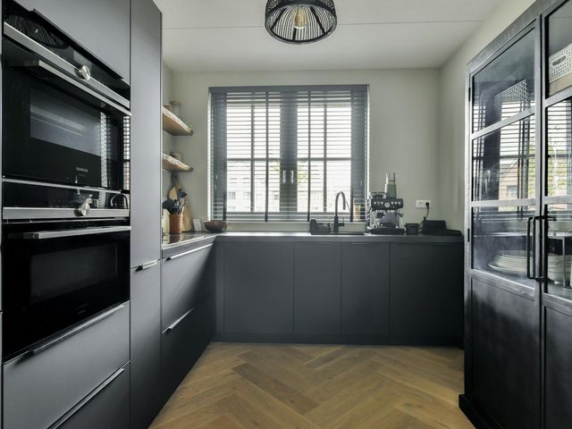 Laan van Tudor 271, Hoofddorp