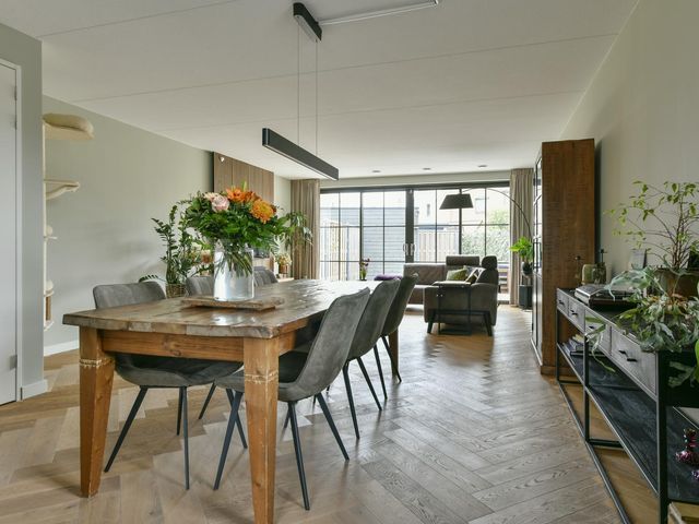 Laan van Tudor 271, Hoofddorp