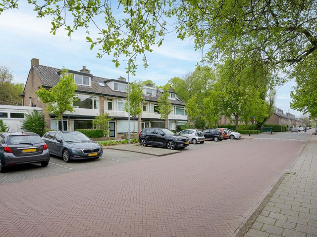 Prinses Marijkelaan 1, Voorschoten