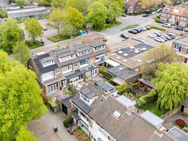 Prinses Marijkelaan 1, Voorschoten