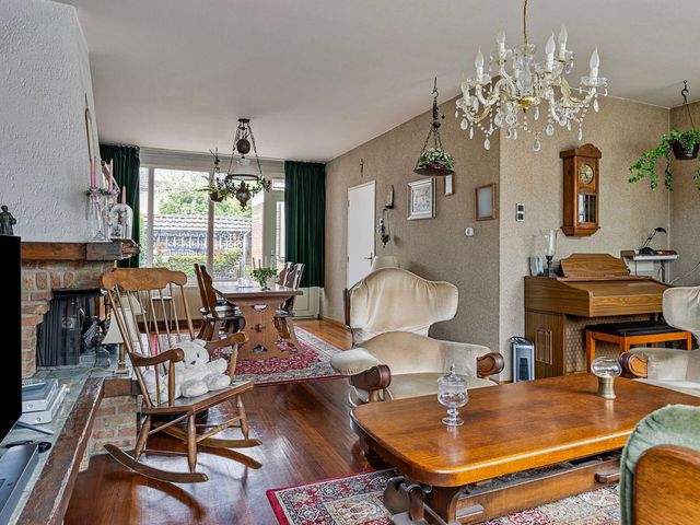 Michiel de Ruijterstraat 15, Best