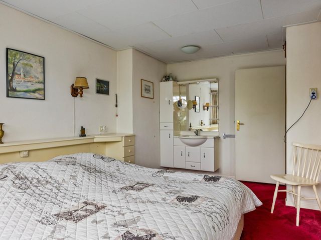 Michiel de Ruijterstraat 15, Best